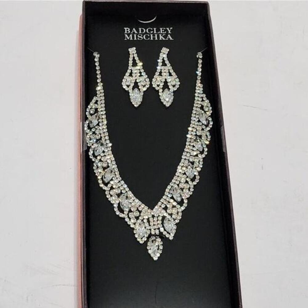 Badgley Mischka Crystal Necklace Earrings Set Silver Tone Sparkle Bridal Wedding